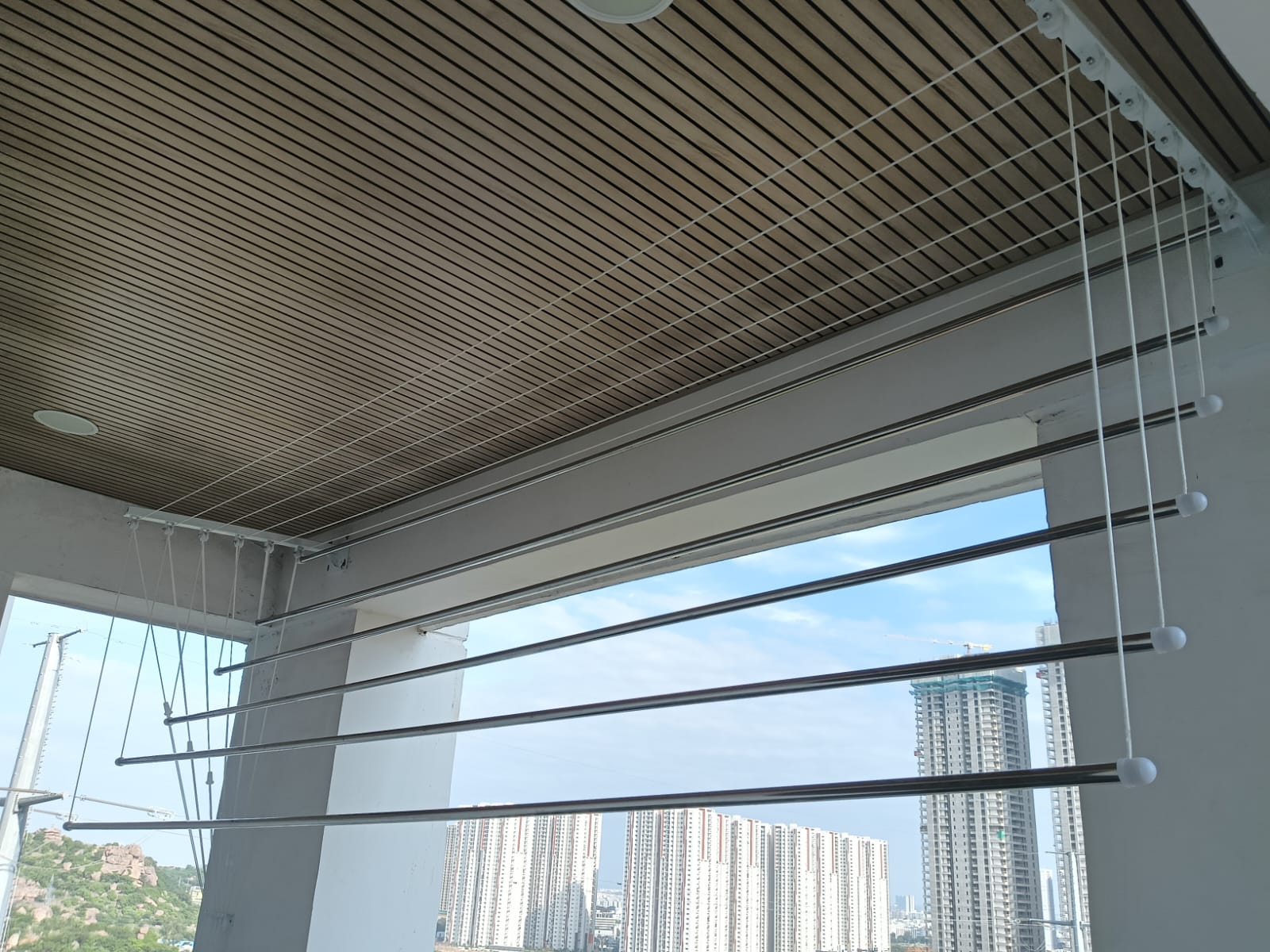 Cloth Hangers for Apartments